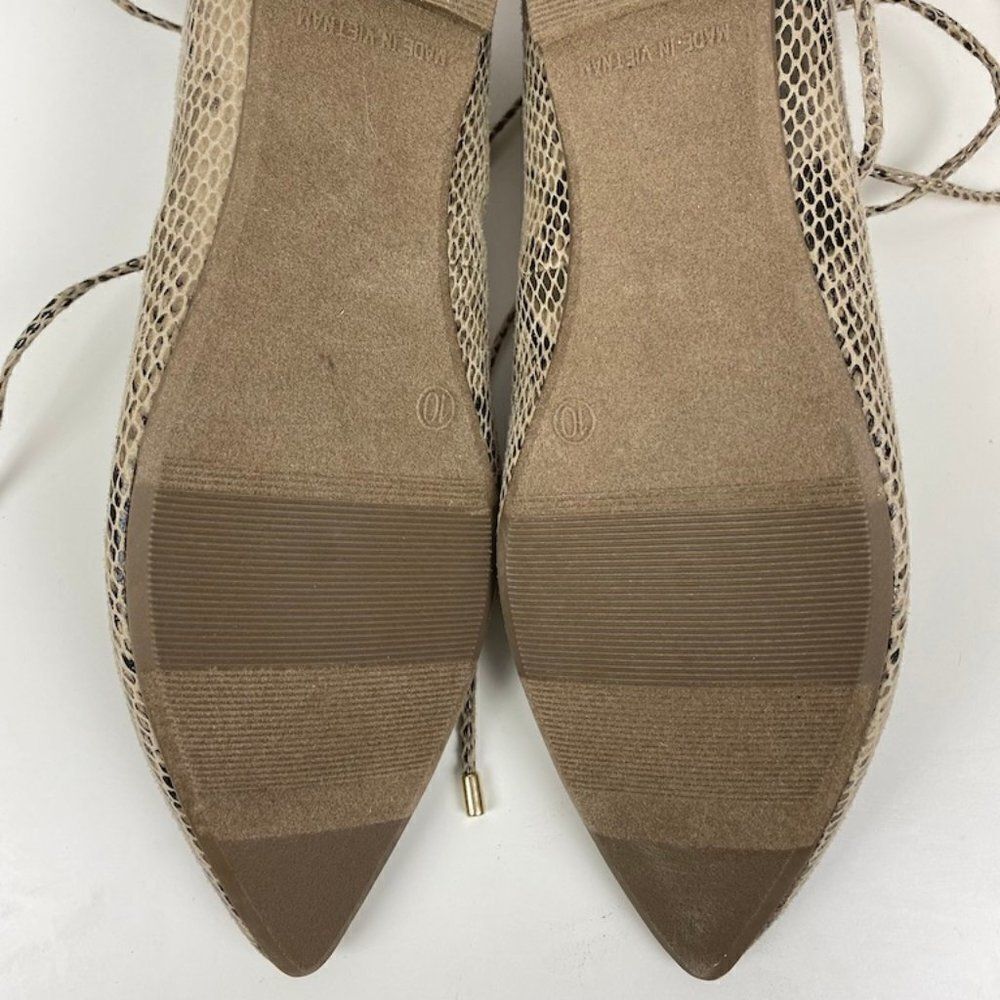 OLD NAVY LACE UP SNAKESKIN FLATS SIZE 10 EUC - Picture 7 of 7